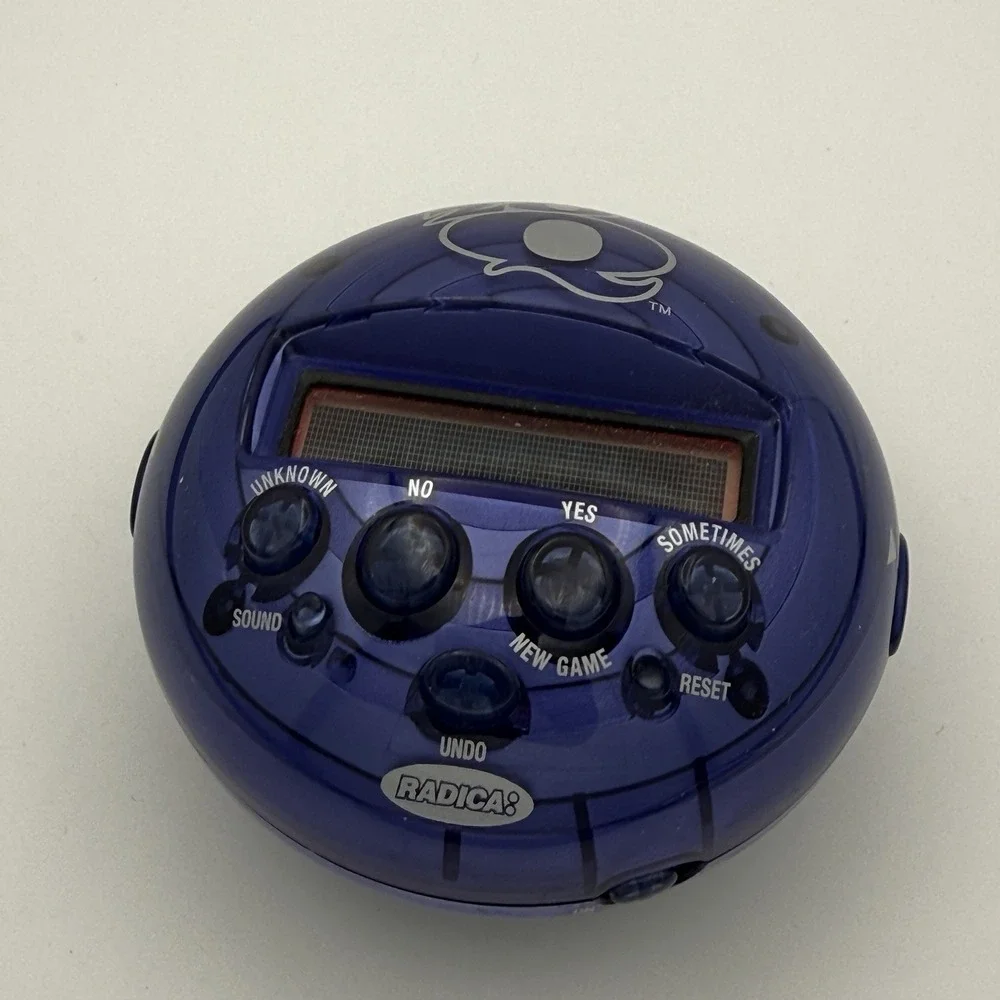 20Q - 20 Questions Electronic Hand Held Game Purple 2009 Radica Tested Works